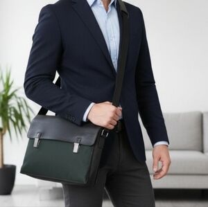 Louis Vuitton Messenger/Laptop Bag